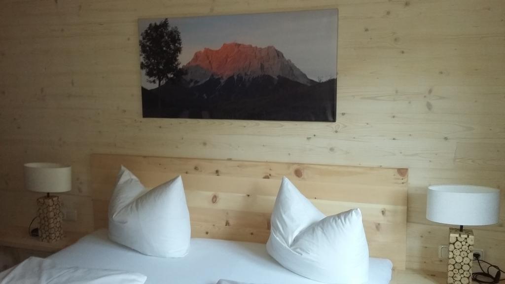 Appartements Alpenland Lermoos Δωμάτιο φωτογραφία