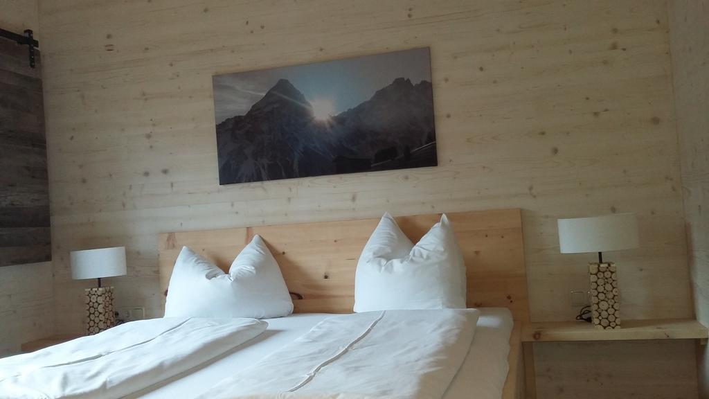 Appartements Alpenland Lermoos Δωμάτιο φωτογραφία