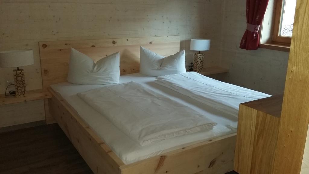 Appartements Alpenland Lermoos Δωμάτιο φωτογραφία
